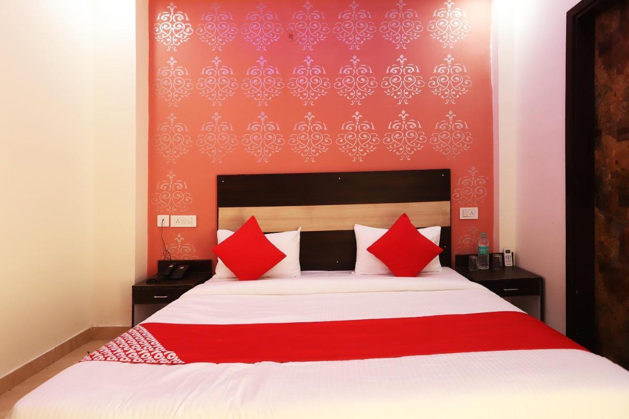 Hotel Oyo Flagship 42619 Diamond Key Delhi Zewnętrze zdjęcie