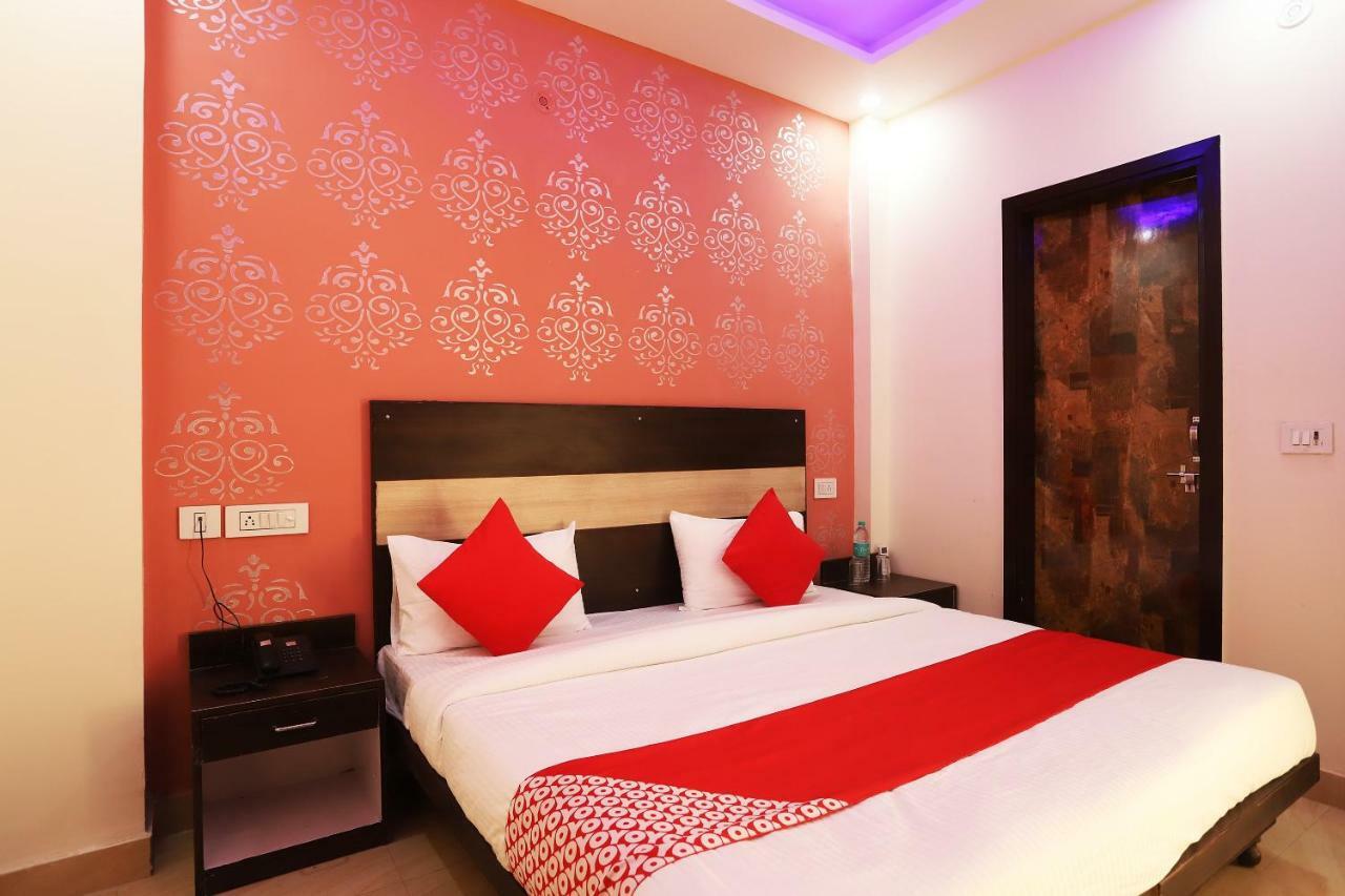 Hotel Oyo Flagship 42619 Diamond Key Delhi Zewnętrze zdjęcie
